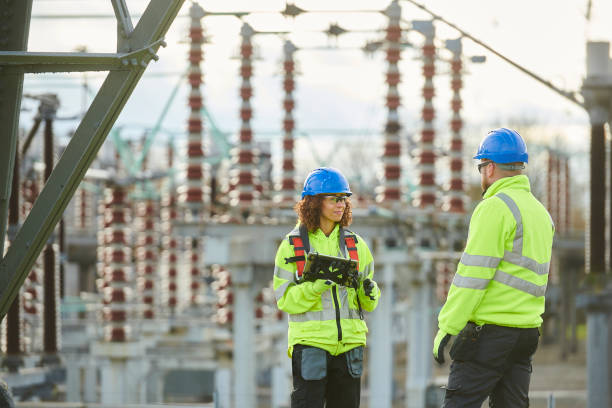 Best Electrical Installation Contractor  in Fern Prairie, WA
